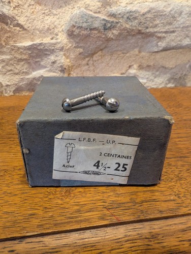 Boîte 200 vis bois - vis, a