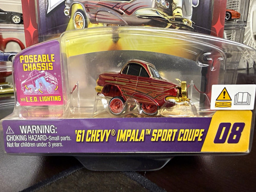 Car tuned chase lowriders - *,