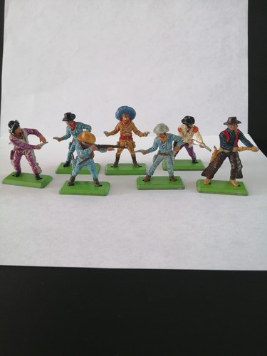 Britains deetail lot figurines - lot,