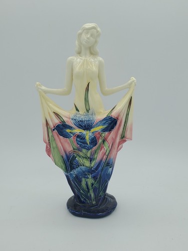 Statuette biscuit jeune - statuette, femme