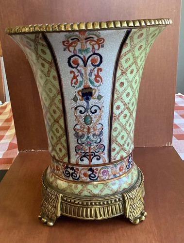Vintage chinese porcelain vase - vintage,