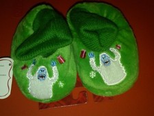 NWT TODDLER GREEN CHRISTMAS SLIPPERS CUFFED FAUX FUR SNOW MONSTER XS 1-2
