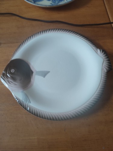 Assiette poisson en - à,