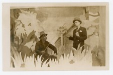 CARTE PHOTO, spectacle représentation théâtrale acteurs décor gag loi pêche