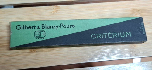 Ancienne boite contenant 6 - ancienne,