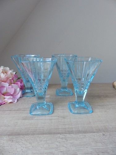 Vintage quatre coupes - , à