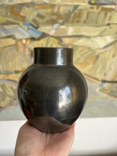 Accolay, Vase Série Noire