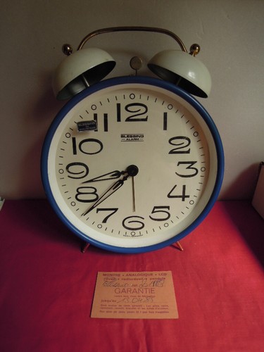 Ancien grand reveil vintage - grand,