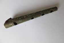 ancien sifflet ou appeau en