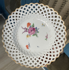 Belle Assiette Porcelaine