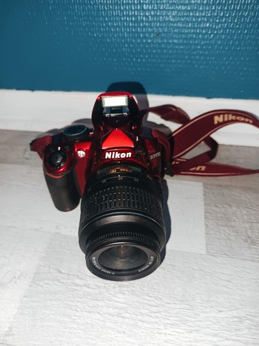 Nikon d3100 rouge - d3100, bon