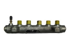 rampe d'injection  2,2 DCI 8200347593 Renault Laguna II