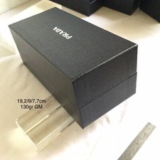 PRADA Boite carton grainé