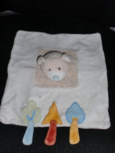 Doudou plat ours brodé arbre - doudou,