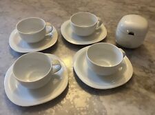 4 tasses et sucrier cf modele Suomi de Rosenthal