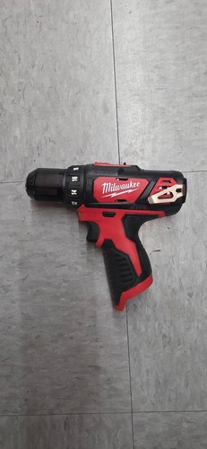 Milwaukee 2407 m12 - m12, 12v