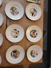 Assiettes des mois de l'année - Ceranord (Saint-Amand)