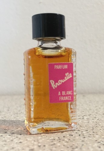 Miniature parfum blanc - a.,