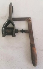 Ancienne bouchonne use Sanbri