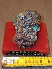 Cuprite Sur Cuivre. Chili. 5,5cm Par 3cm