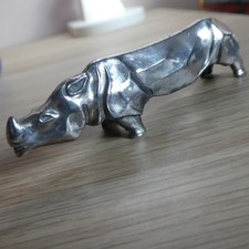 Ancien  Rhinocéros porte