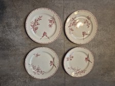 4 assiettes à dessert