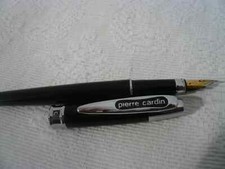 BEAU STYLO PLUME PIERRE CARDIN NOIR AVEC PLUME IRIDIUM
