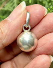 Pendentif boule en argent