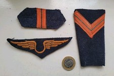 Lot insignes militaires