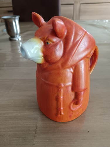 Ancien pichet satirique - , cochon