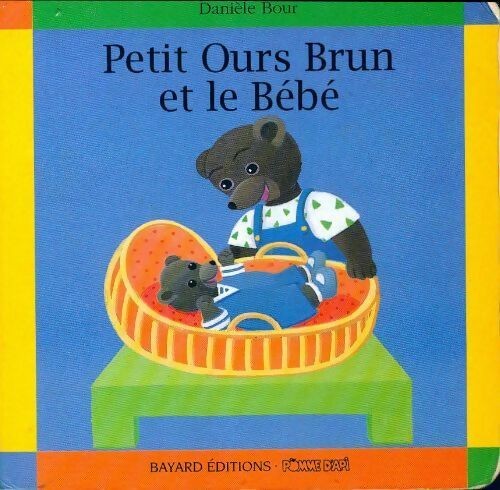 Petit ours brun bébé - et, le