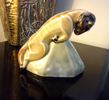 Bélier en porcelaine -