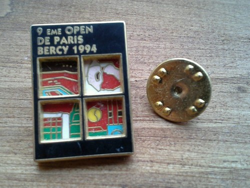Pin tennis 9ème open de - ,