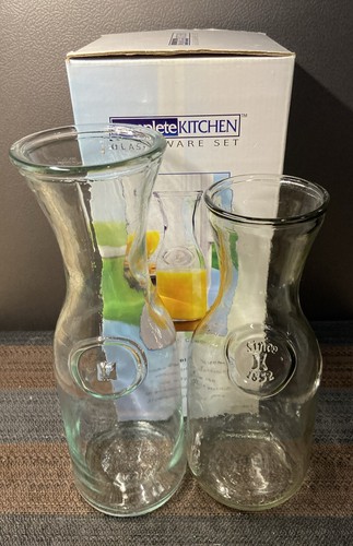 Glass carafes - 35, oz