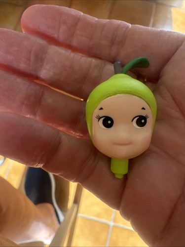 100 authentic sonny angel - 100%,
