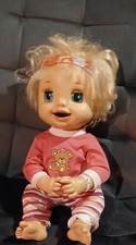 Poupée Baby Alive Hasbro 2007  TBE parle Français, Rit, Mange, Pipi, Caca 