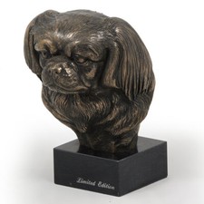 Épagneul tibétain tête sur pierre Art-Dog