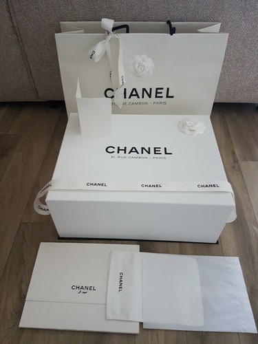 Rue cambon chanel grande - cambon,