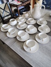 service à café KG luneville,11 tasses,12 coupelles,pot à lait,sucrier,théhière