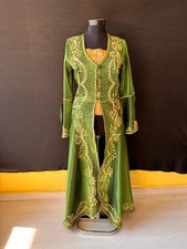 Traditional Vintage Green