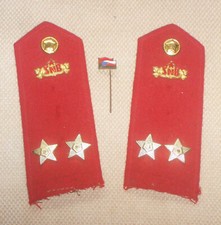 Paire épaulettes Police Tchécoslovaque  SNB Sbor Narodni Bezpecnosti 1945 - 1990