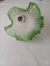 ABAT JOUR APPLIQUE ANCIEN VERRE OPALINE DENTELLE