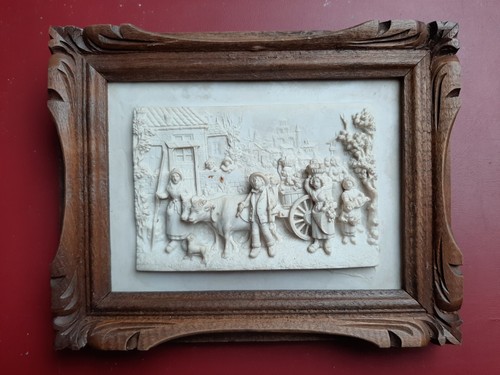 Bas relief calcaire - bas, en