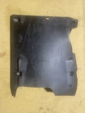 Sabot bas de caisse pour scooter Peugeot 50 Kisbee 4T 2013 à 2017 779181 Noir