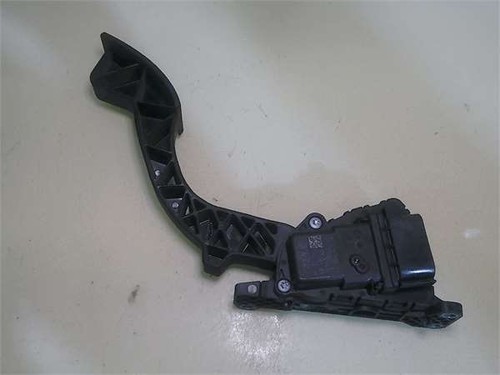 4m519f836ah pédale - ,