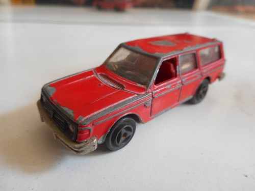 Majorette volvo 245 rouge - volvo,