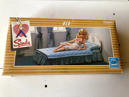 Pedigree sindy bed nintage - pedigree,