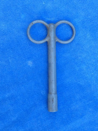 Rare top cle pour jouet - ++,