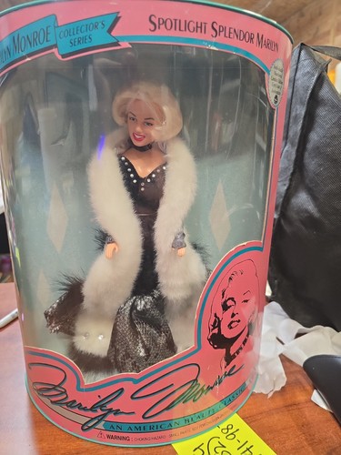 Marilyn monroe barbie - marilyn,
