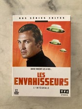 Les envahisseurs. L'intégrale. 12 dvd parfait état.